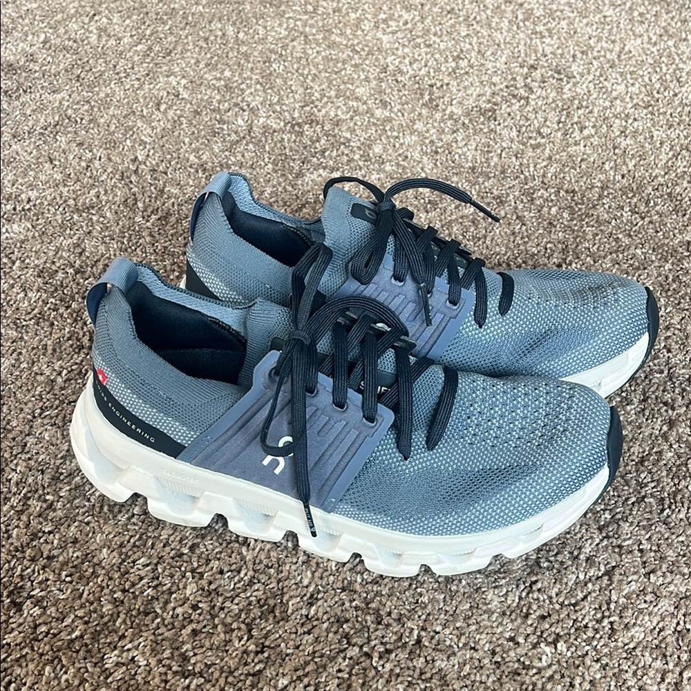 On Cloudswift Running shoes, size 7.5 women’s